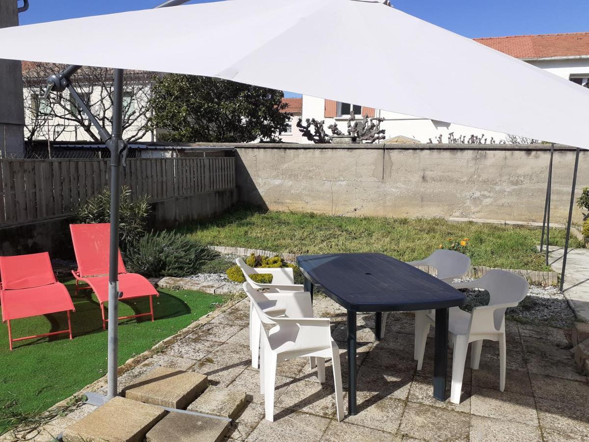 Maison Familiale A Nîmes Eksteriør bilde